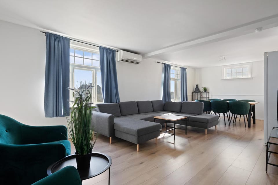 Stort hus med 7 soverom på Eik Apartment in Viken, Norway