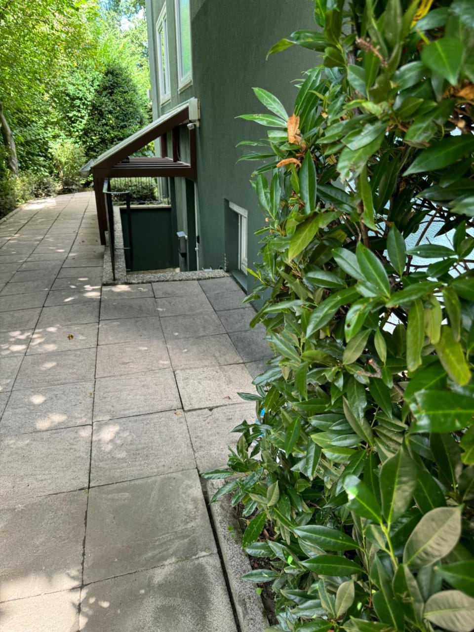 Property building, Garden view