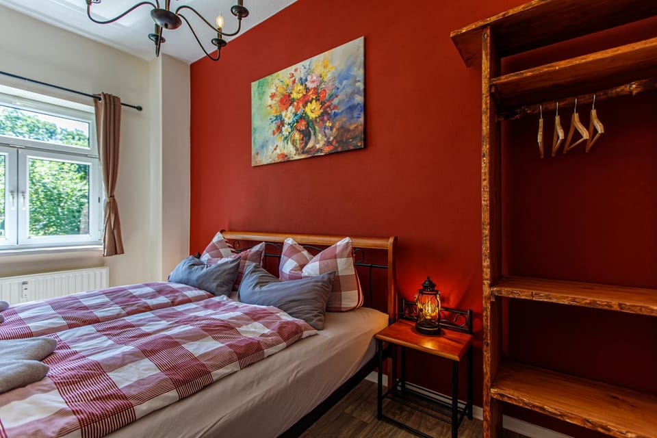 Bed, Photo of the whole room, Bedroom, wardrobe
