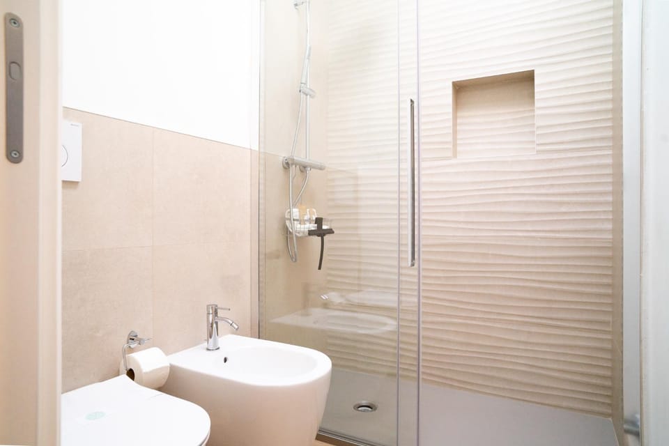 Shower, Toilet, Bathroom, bidet