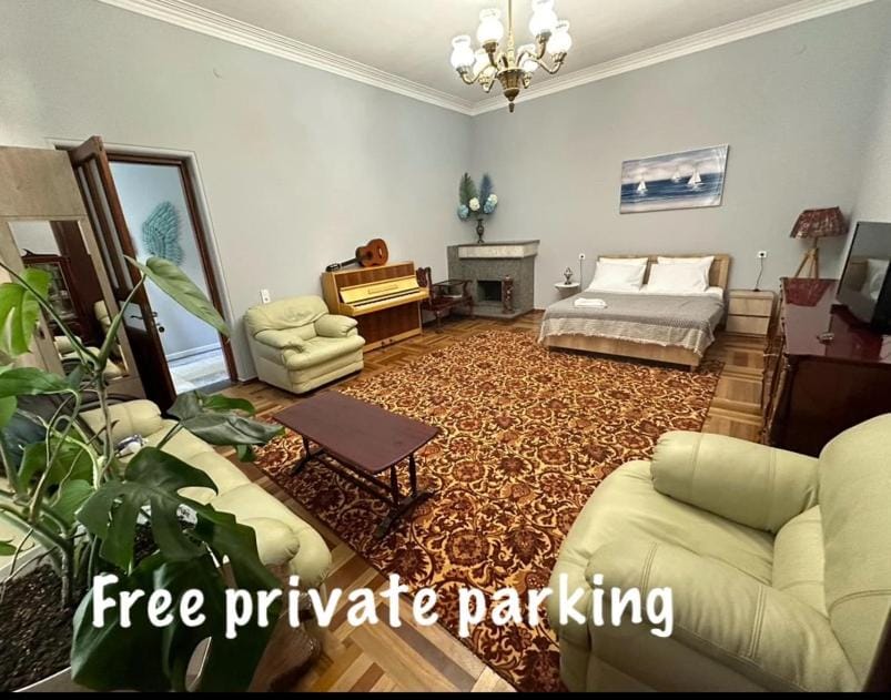 Marjanishvili wings apartment Apartment in Tbilisi, Georgia