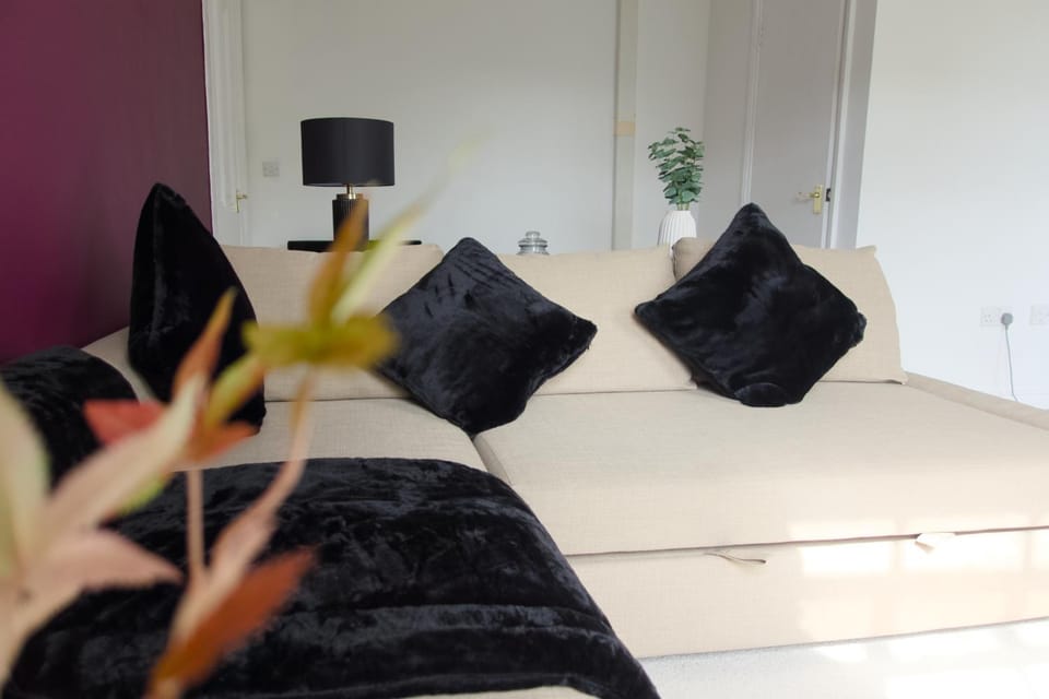 1 bedroom flat - The Amethyst Apartment in Cheltenham
