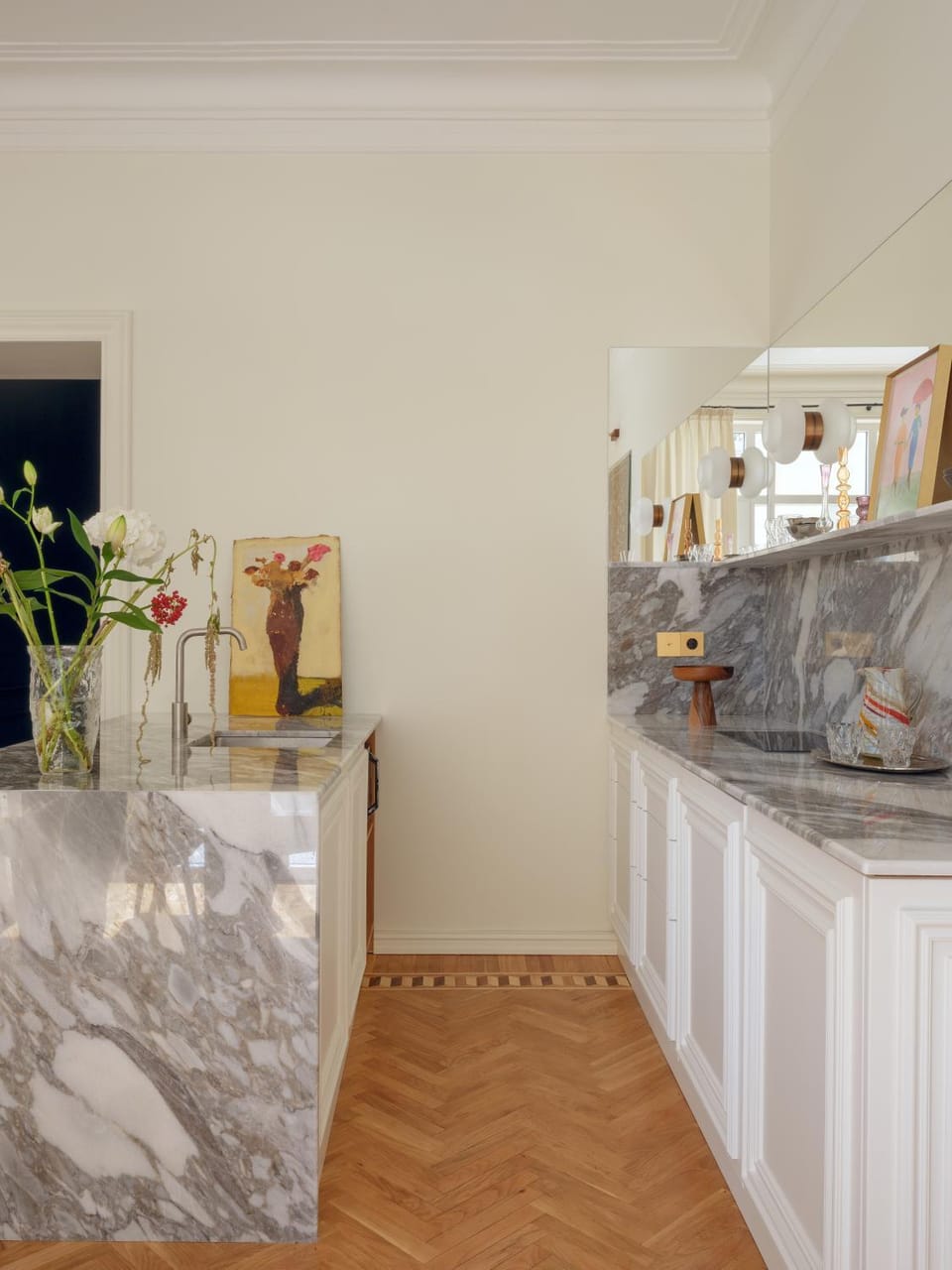 Parisian Elegance in Baku Apartment in Baku