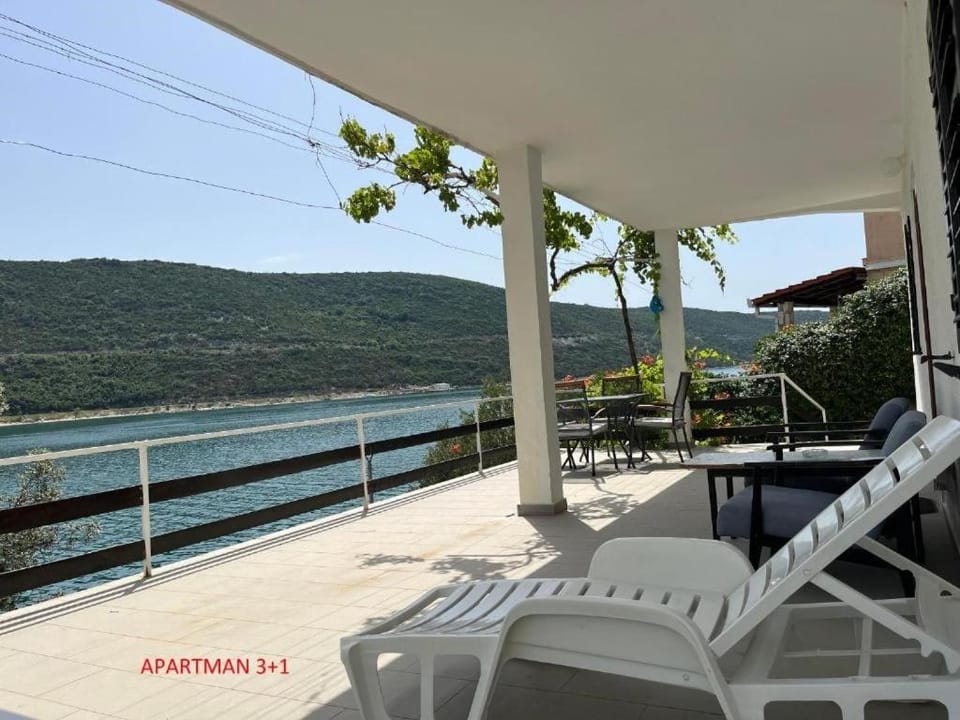 Apartments Omerbasic Neum Bed and Breakfast in Neum