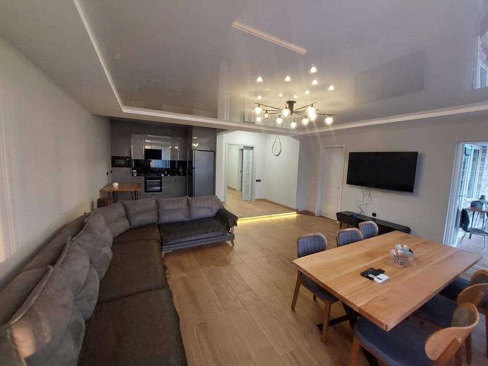 Communal lounge/ TV room, Living room