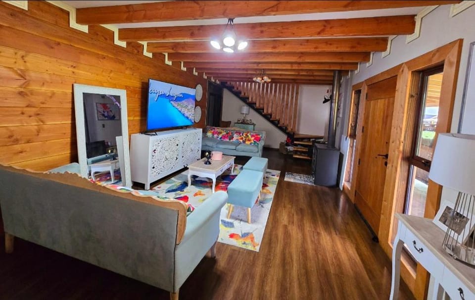 Casa Familiar Pellaifa House in Los Ríos, Chile