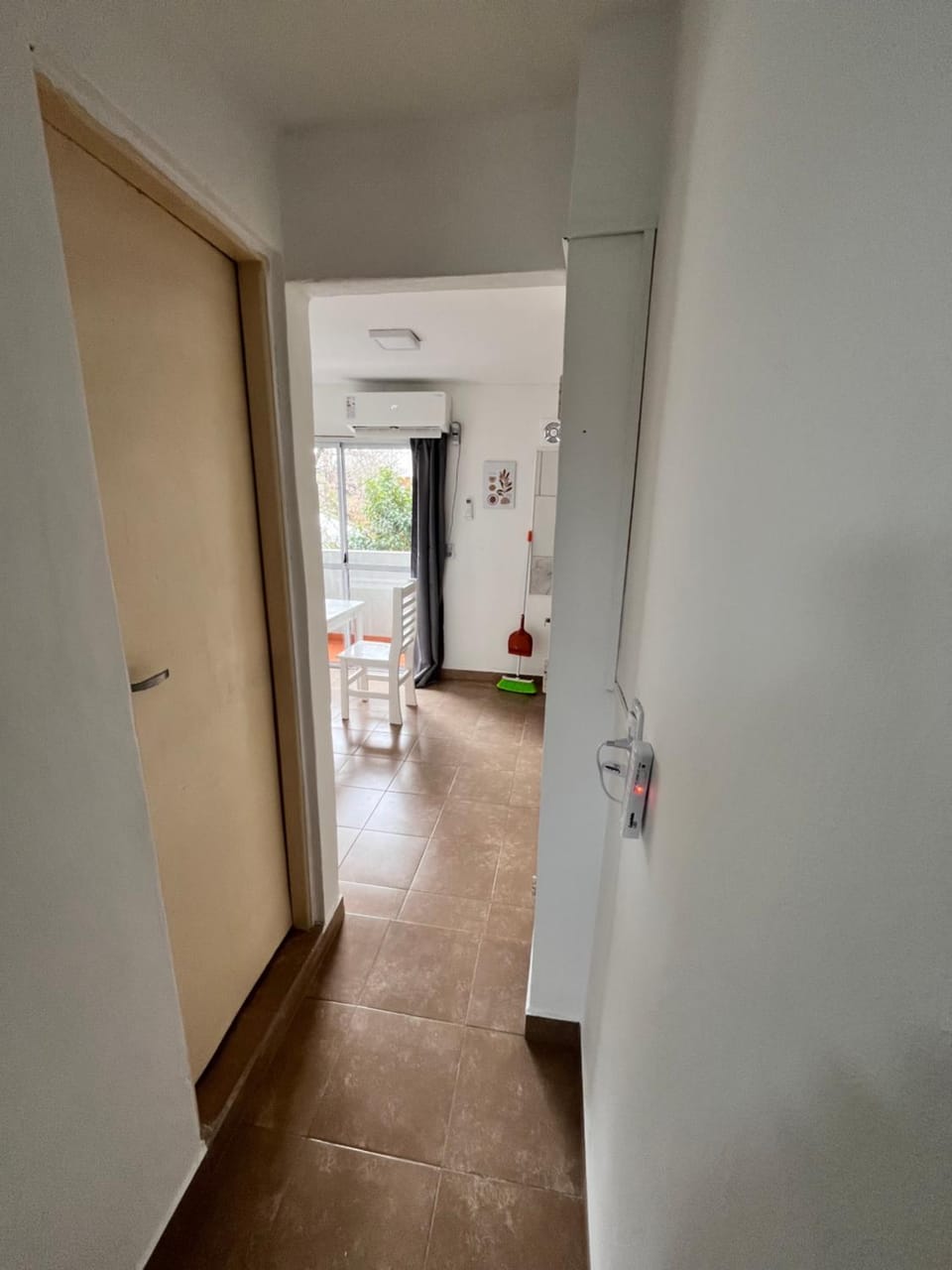 Hospedaje LH primero D Apartment in Buenos Aires Province