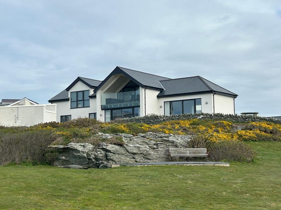 Twyn Haf House in Trearddur Bay