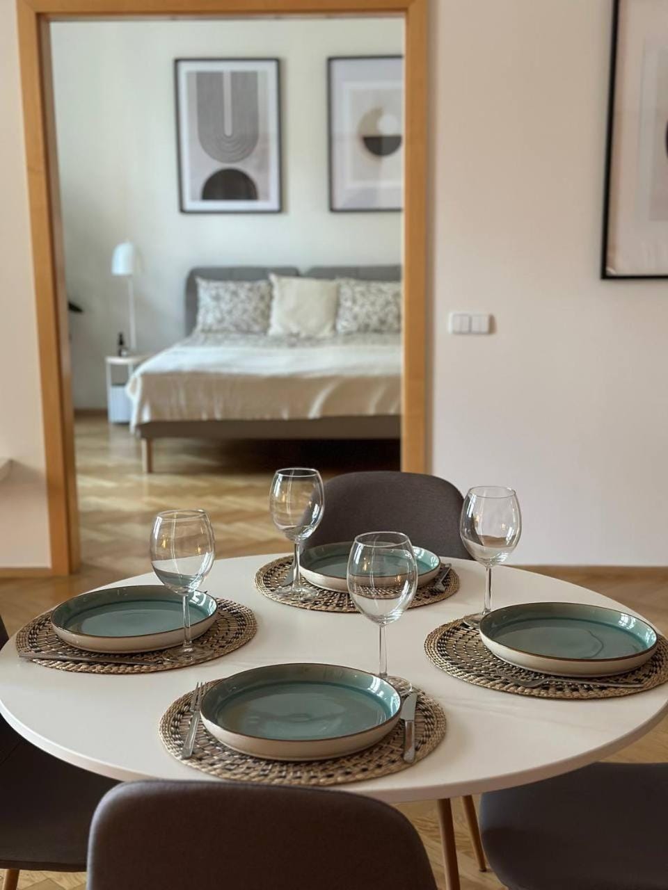 Spacious Elegance - A Central Gem Apartment in Prague