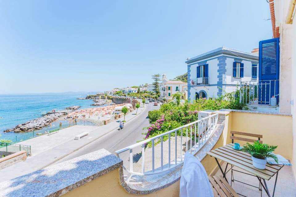 The Mana Suite Sea View Apartments Apartment in Casamicciola Terme