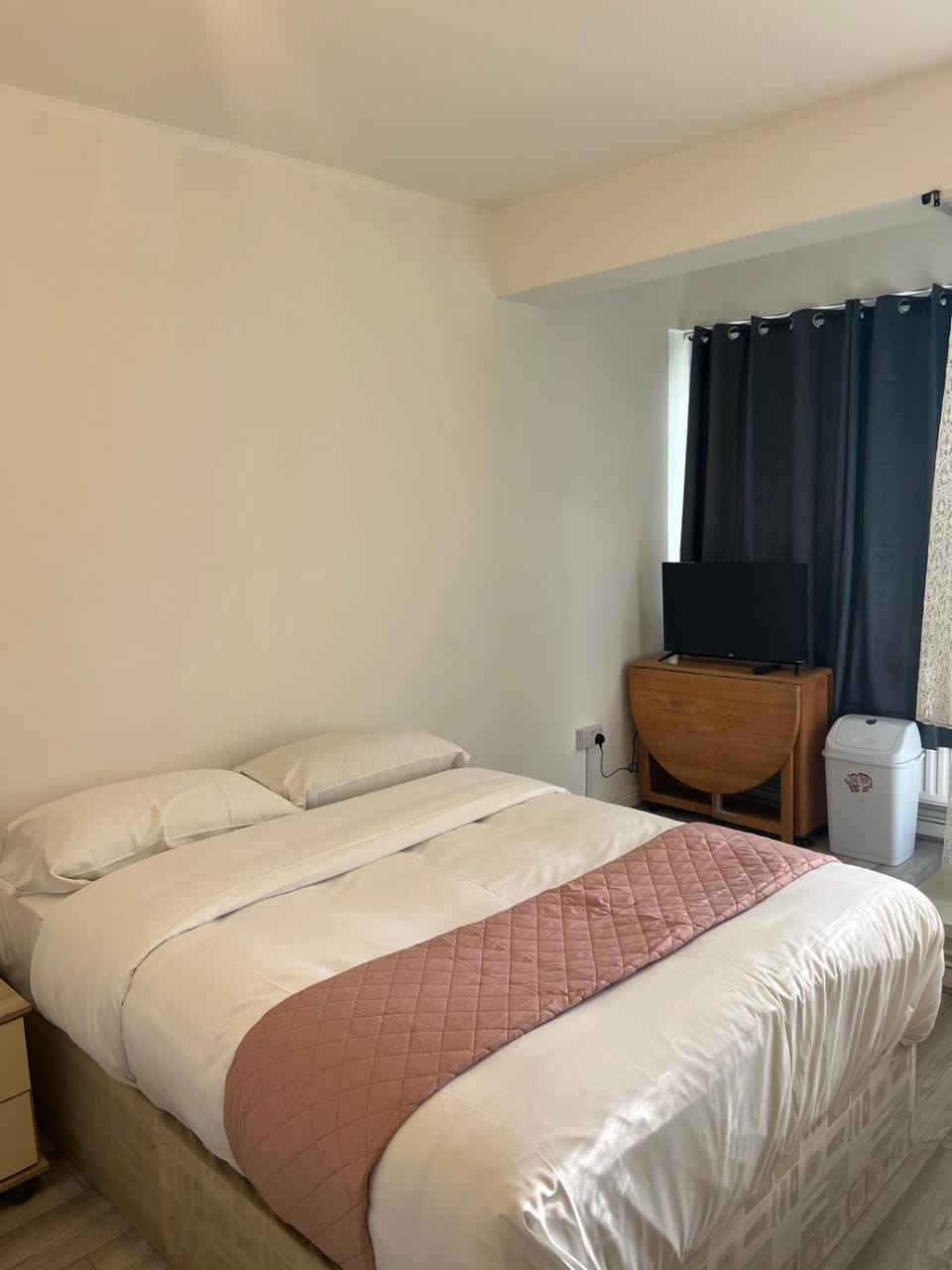 Starlet Stepney Vacation rental in London Borough of Hackney