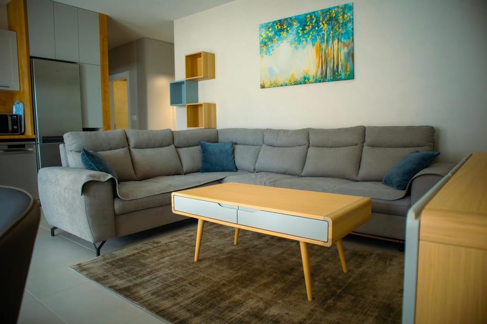 Kitchen or kitchenette, Living room, Seating area