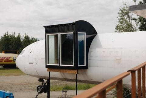 Pilot Lodge - Cozy Cabin on Private Airstrip Cabin in Big Lake