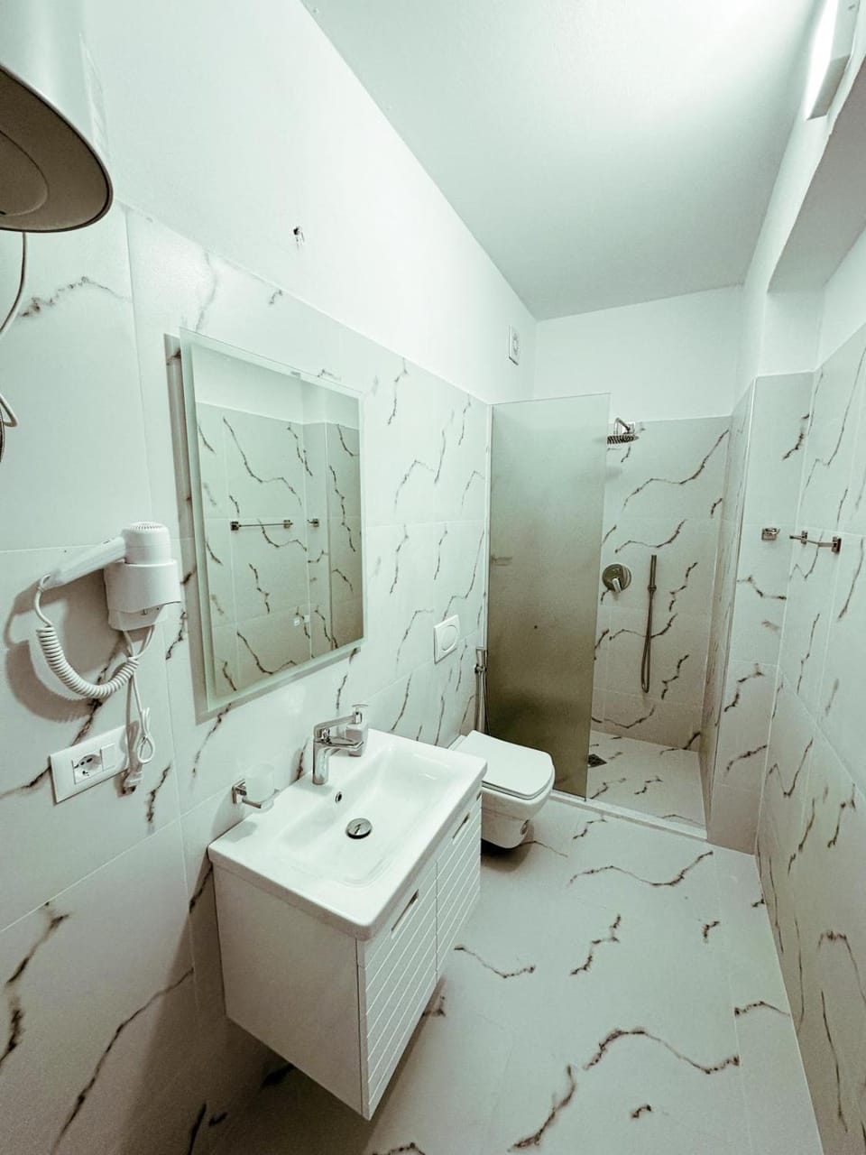 Vizion Hotel-Double room Bed and Breakfast in Europe