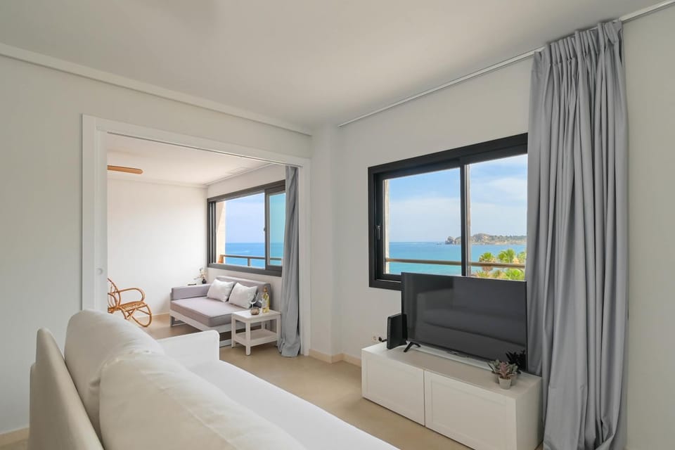 Bonita Stay B Sun: Mega vistas, fibra, BBQ, A/A Apartment in Marina Alta