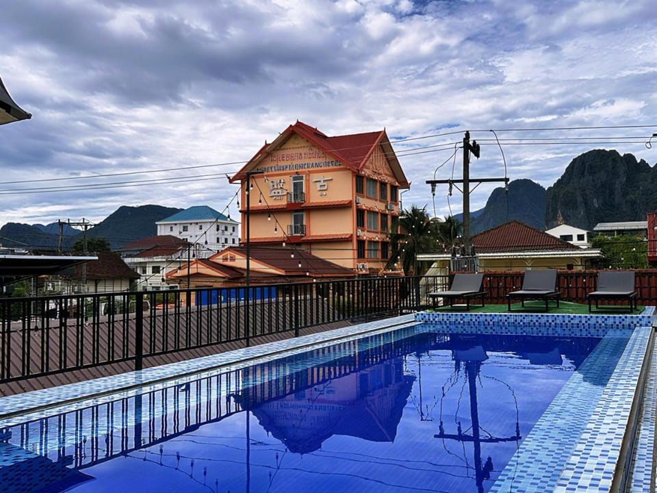 Swimming pool