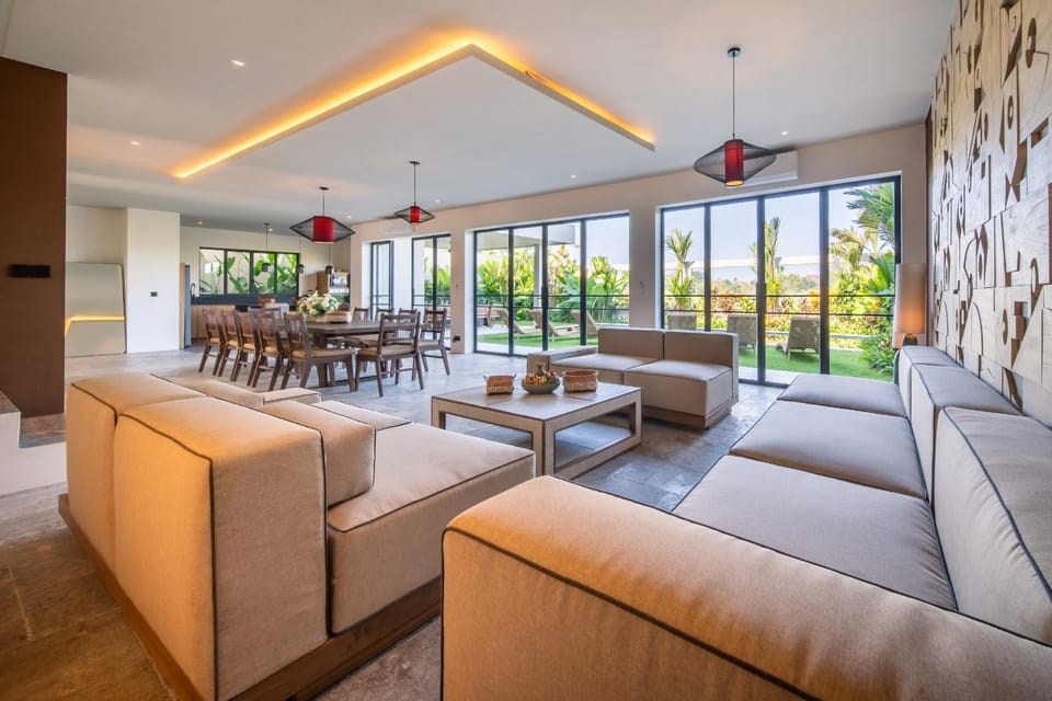 Communal lounge/ TV room, Living room