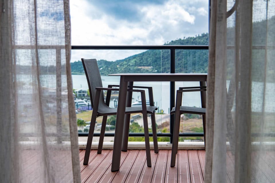 Patio, View (from property/room), Balcony/Terrace, Mountain view, Sea view