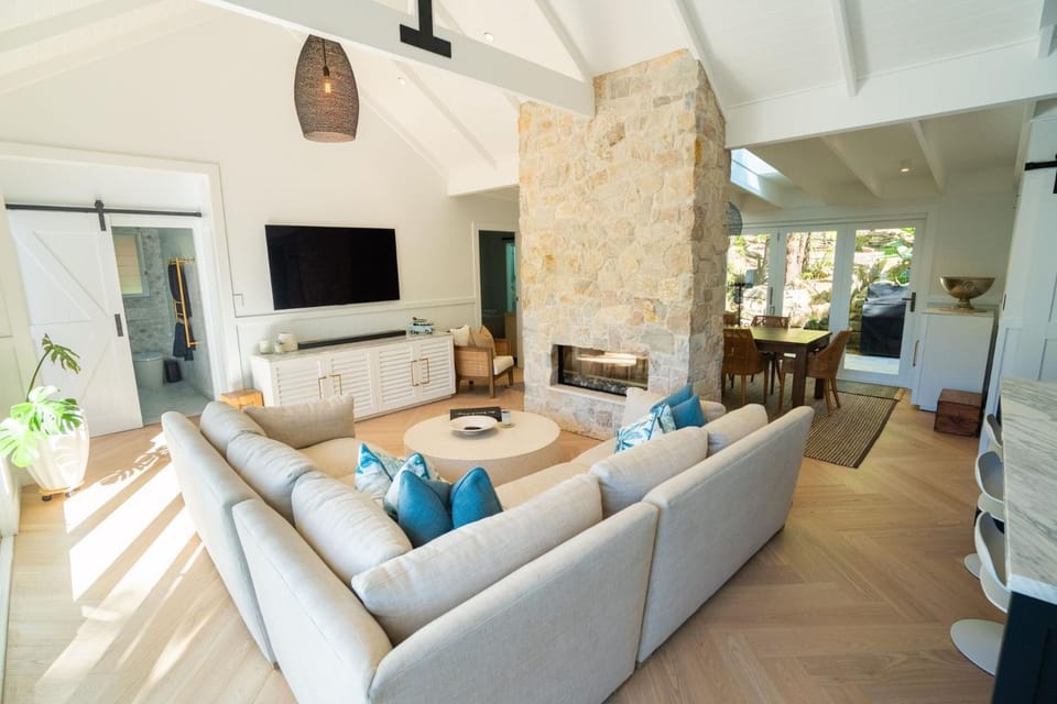 Three Cheeky Palms by TCC House in Pittwater Council