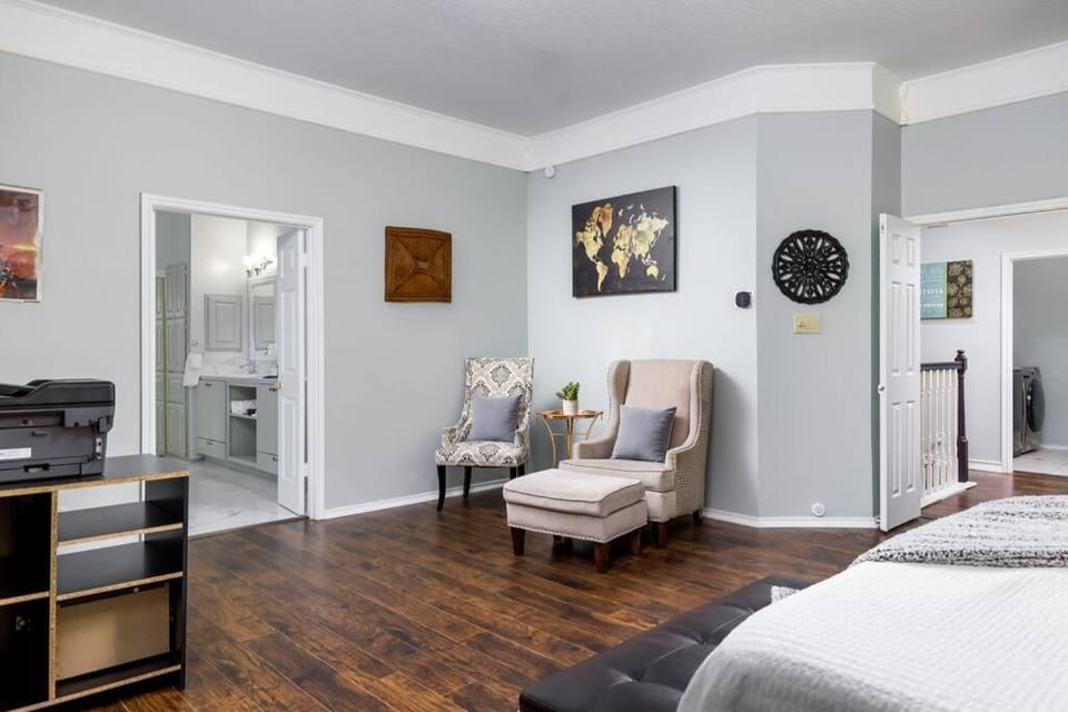 Photo of the whole room
