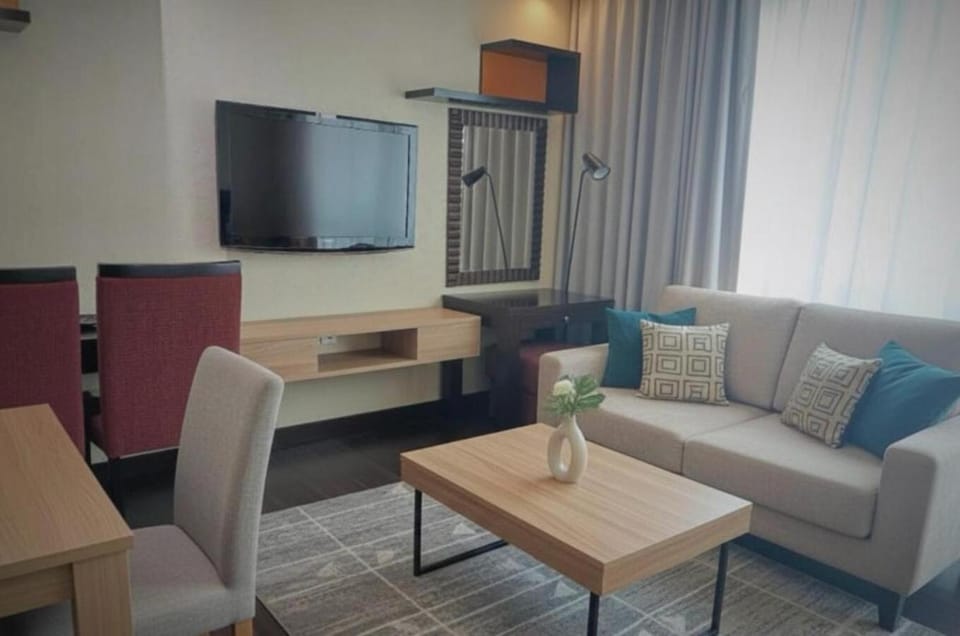 TV and multimedia, Seating area