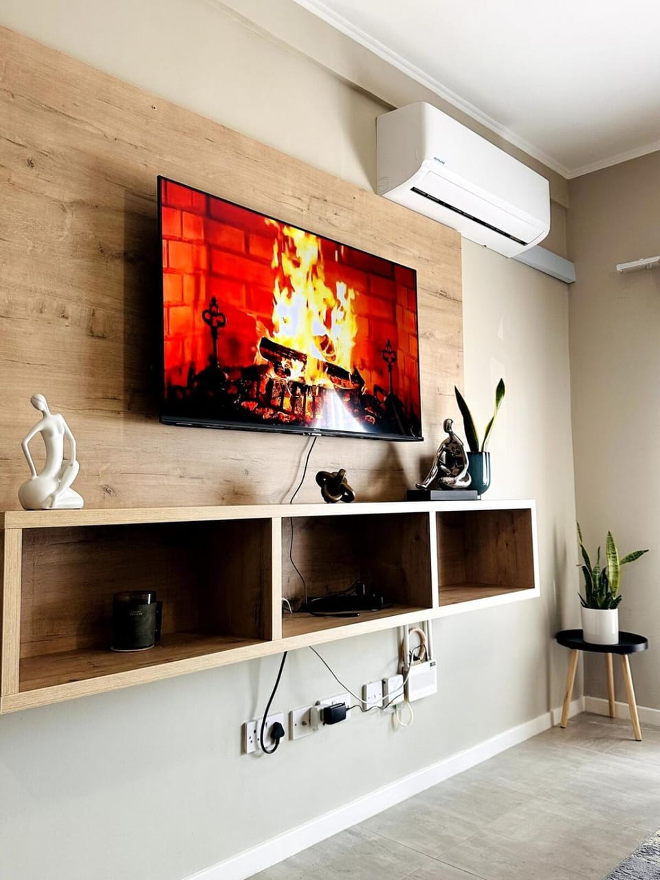 TV and multimedia, Evening entertainment, air conditioner