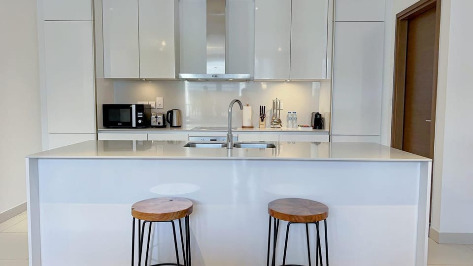 Kitchen or kitchenette, oven, toaster