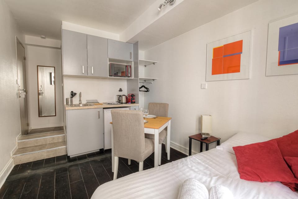 Studio fonctionnel et rénové, Berges du Rhône Apartment in Lyon