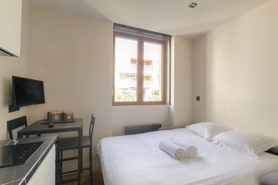 Studio confortable près de la Croix-Rousse Apartment in Caluire-et-Cuire