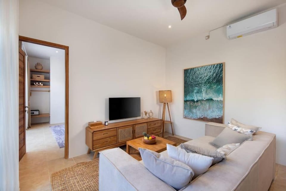 Gorgeous Villa Amika 2 beds villa with rooftop Villa in Bali