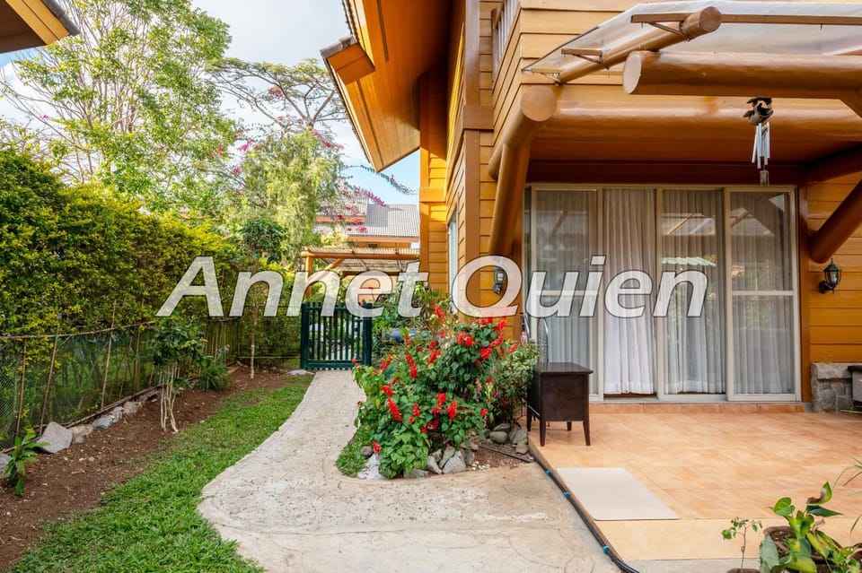 Camp John Hay 4BR Cabin Cabin in Baguio