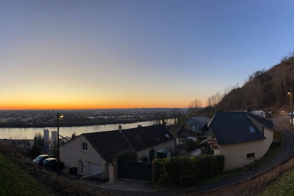 Amfreville la Mivoie - le Belvédère de Rouen Apartment in Rouen