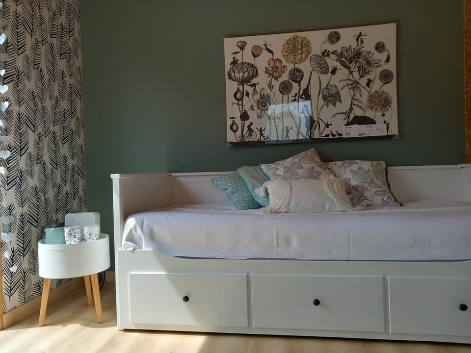 Photo of the whole room