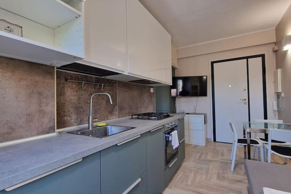 Vatican 6th floor Suite AC Panoramic views Apartment in Rome