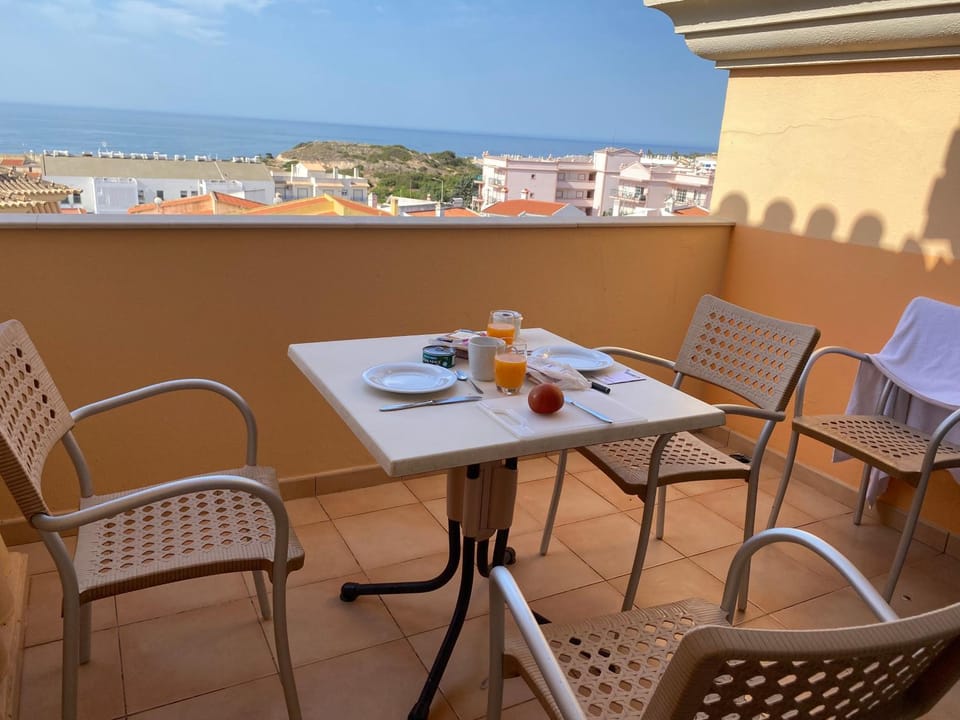 Balcony/Terrace, Living room, Dining area, Sea view