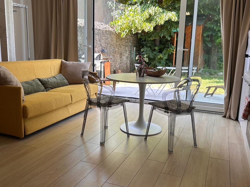 Monolocale con giardino Apartment in Trieste