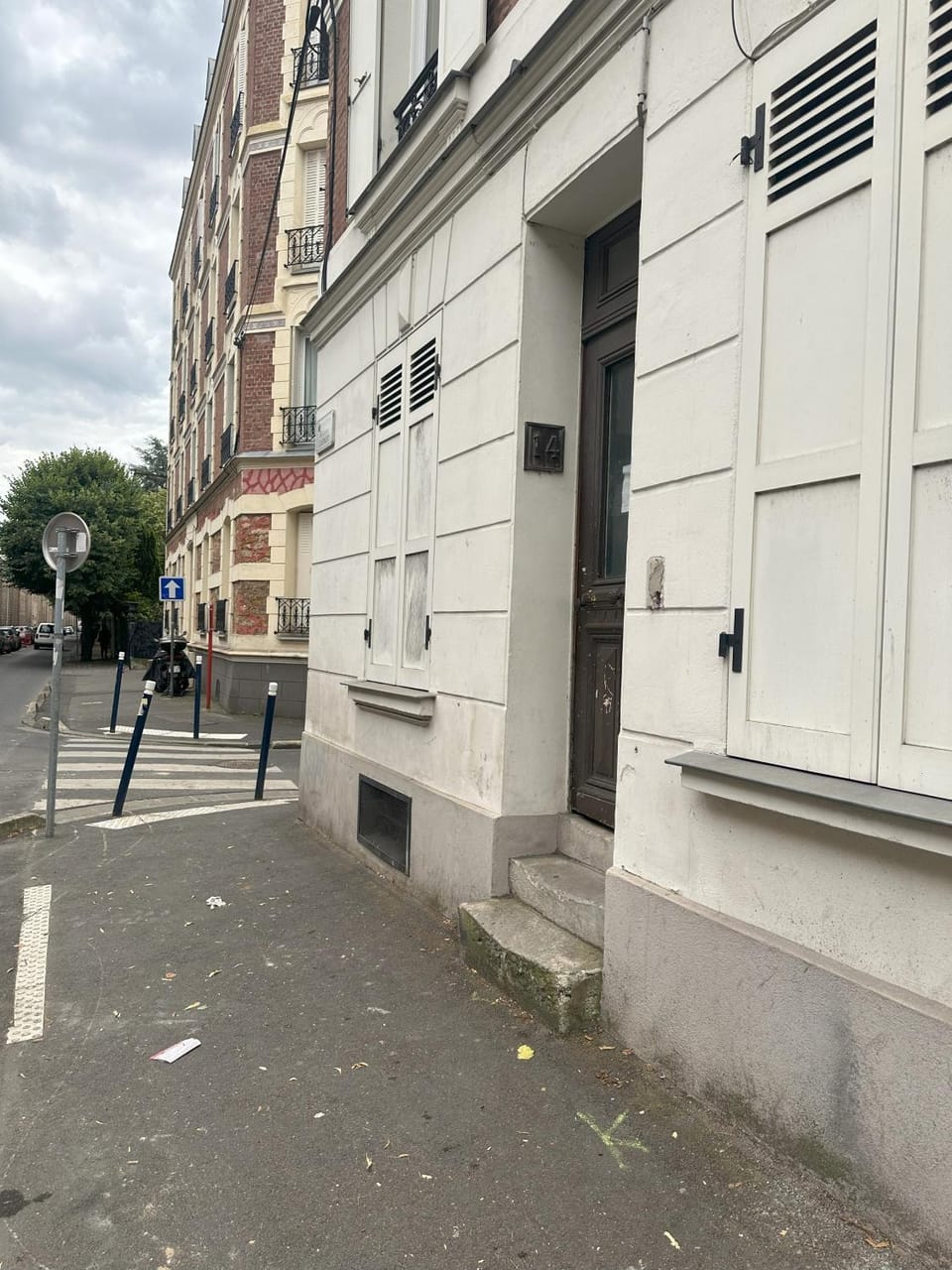 Neighbourhood, Street view, Location