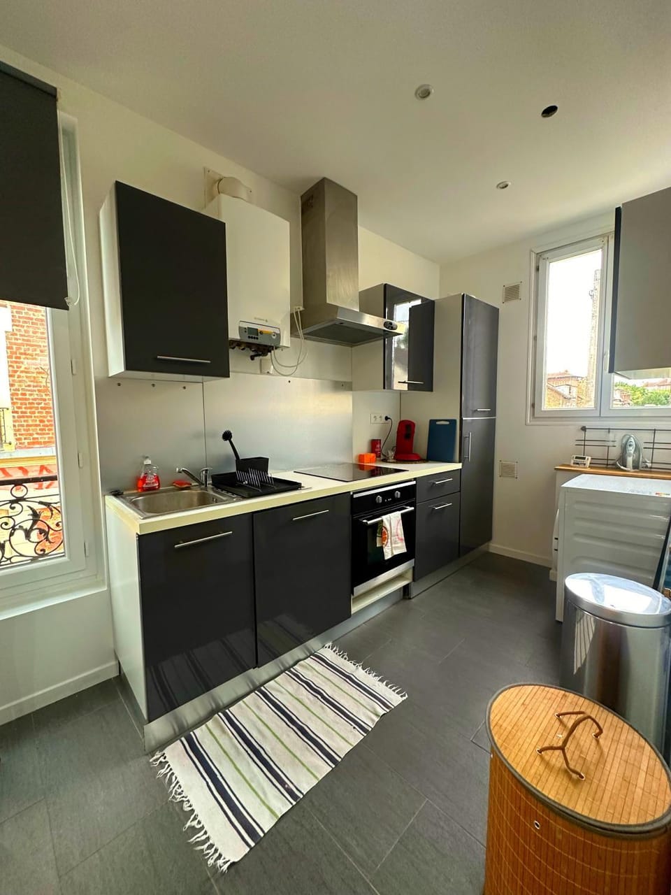 Kitchen or kitchenette, Dining area, dishwasher, oven, stove, dryer