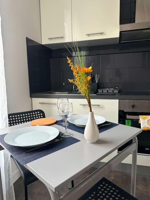 L audacieux T2 proche gare RER E Apartment in Île-de-France