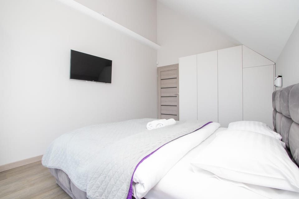 ᴄᴏʜᴏsᴛ I 2Bd Apartment With Private Terrace Apartment in Palanga