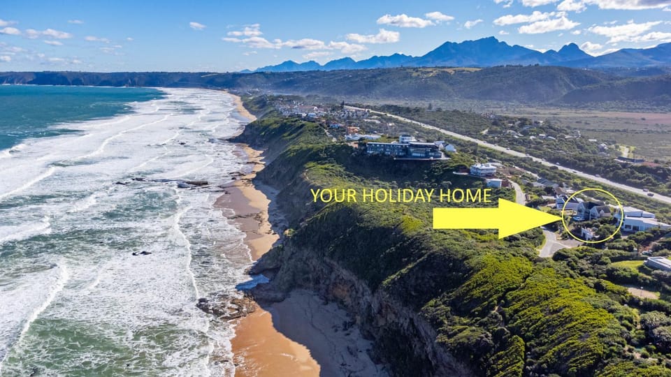 Day, Natural landscape, Bird's eye view, Beach, City view, Mountain view, Sea view, Street view