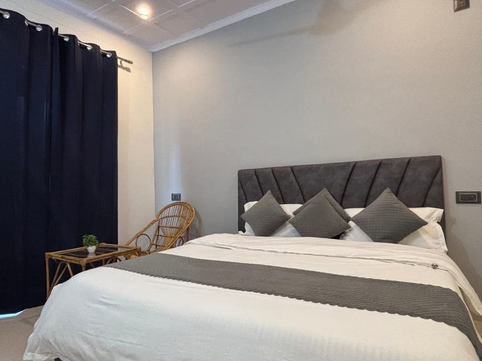 Mount Valley Vacation rental in Uttarakhand