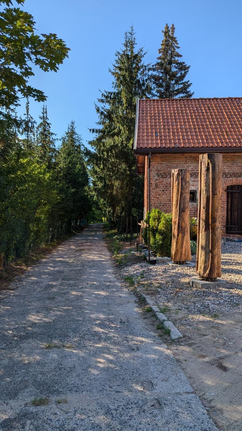 Property building, Day