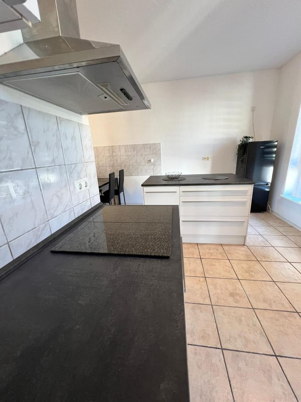 Kitchen or kitchenette, kitchen