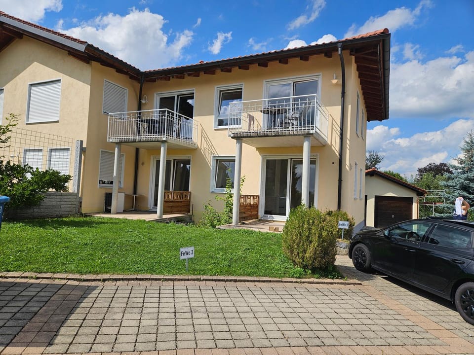 Property building, Facade/entrance