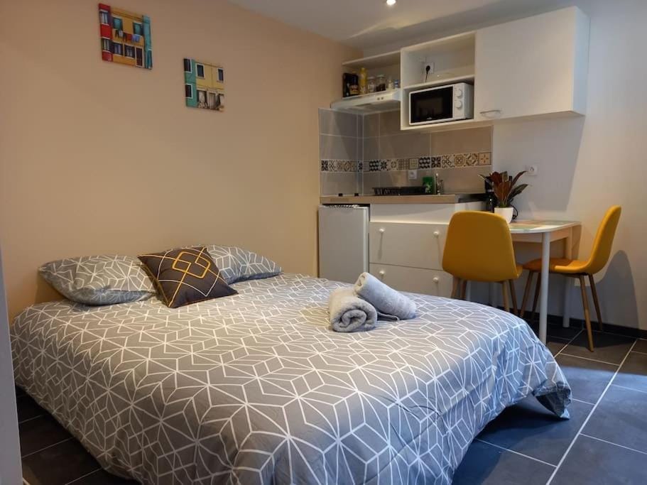 Residence de l'évèché 9 Apartment in Limoges