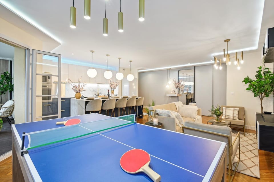 Game Room, Table tennis, Table tennis