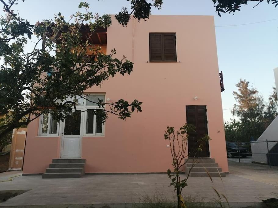 Property building, Day