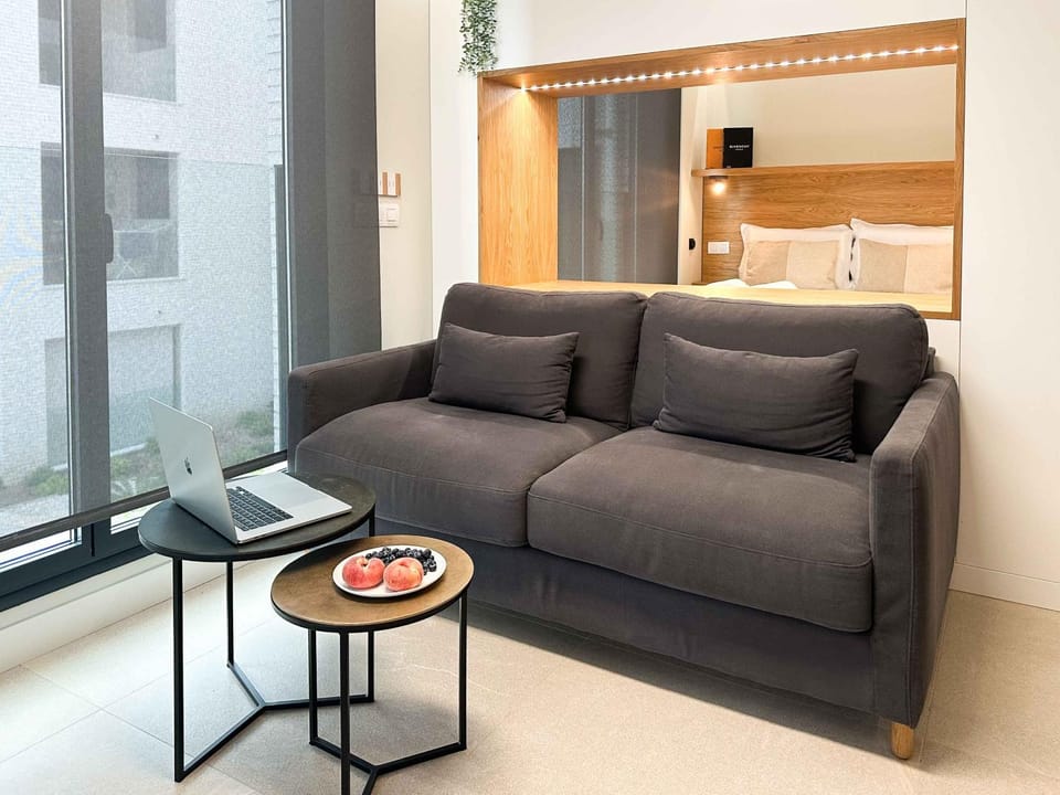 Living room, Bedroom