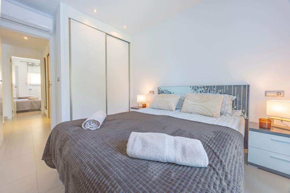 Living room, Bedroom